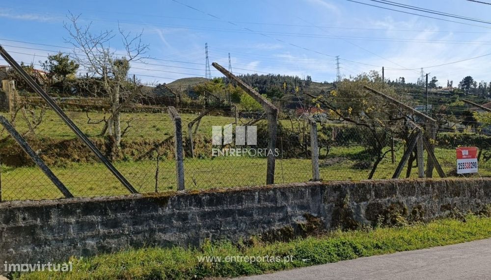 Venda Terreno com possibilidade de construção, Soalhães, Marco de C — Soalhães, Porto