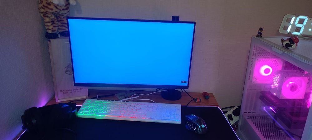 LED Монітор Samsung 75 Гц темно-сірий (dark silver) 23.8",