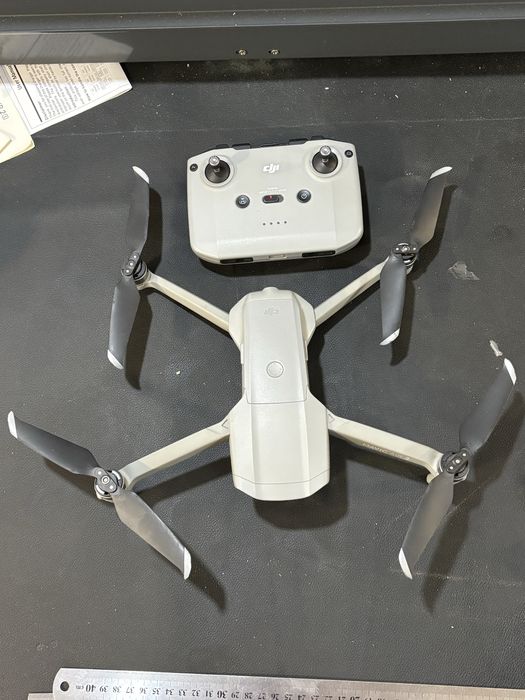Drone DJI AIR 2 com bateria e comando447415510484264961