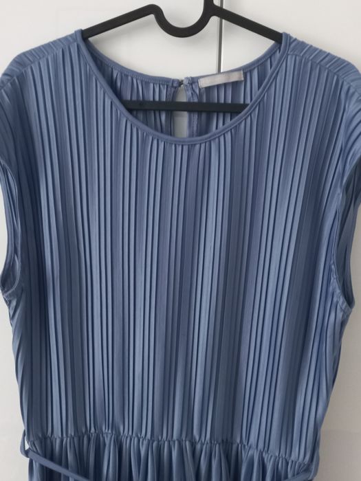 Plisowana sukienka rozm.38