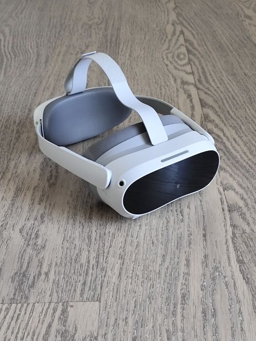 Окуляри віртуальної реальності Pico 4 VR 8/256GB mod:A8110  не комплек