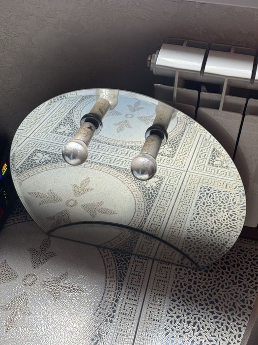 Дзеркало з підсвіткою
