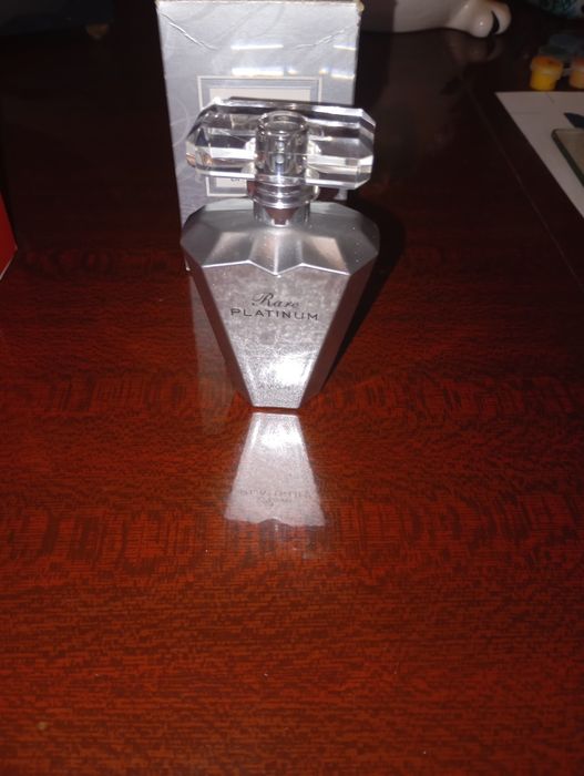 Парфуми Avon Rare Platinum