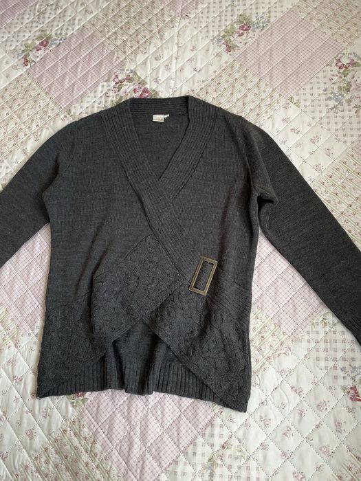Szary luźny sweterek z klamrą XL 42 bodyflirt basic