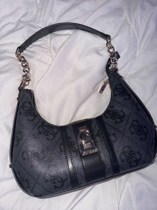 Mala guess , como nova
