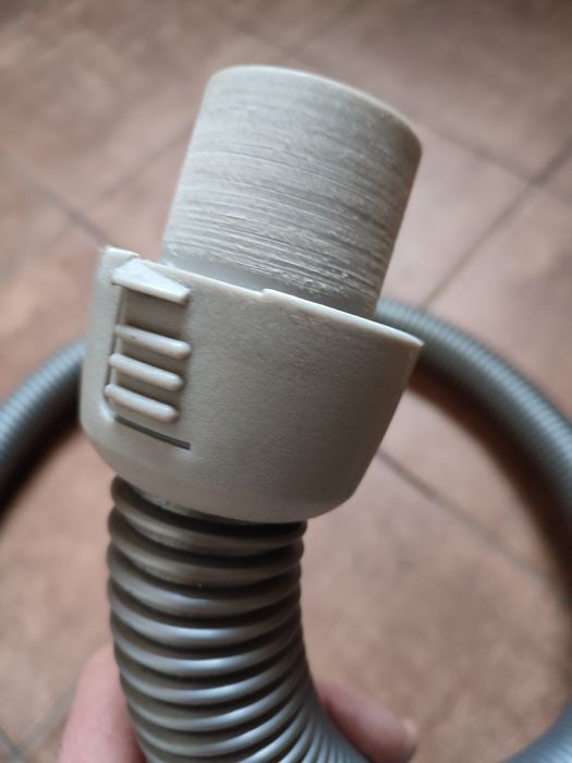 Wąż do odkurzacza.