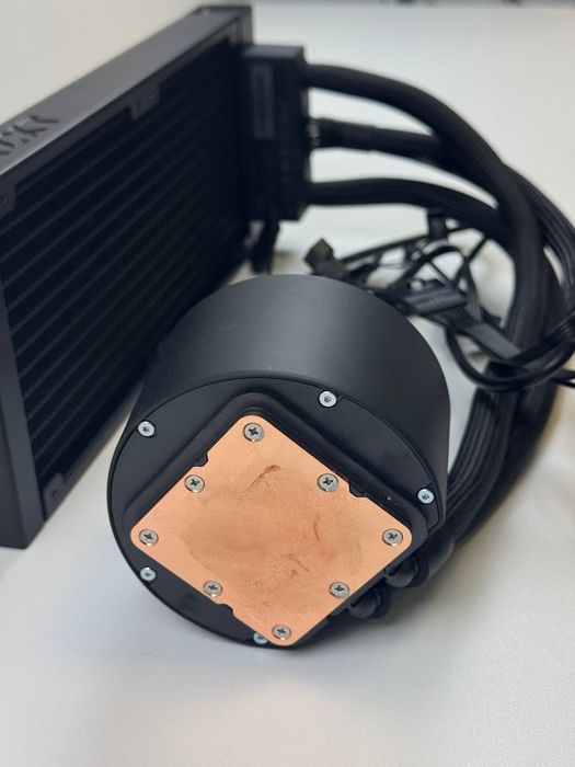 Система рідинного охолодження NZXT Kraken Elite 240