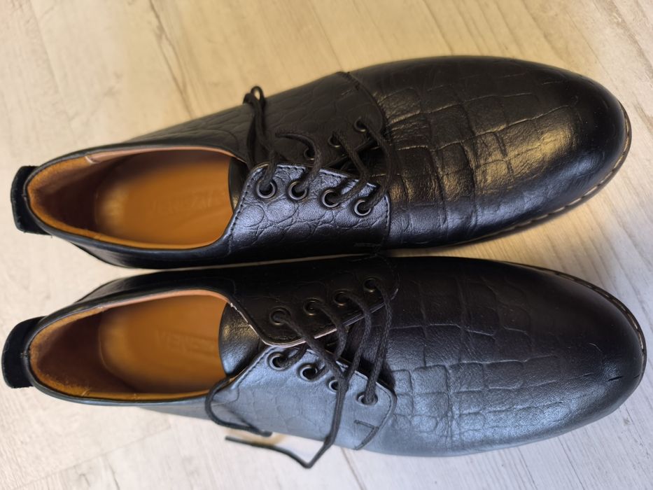 Półbuty czarne Venezia