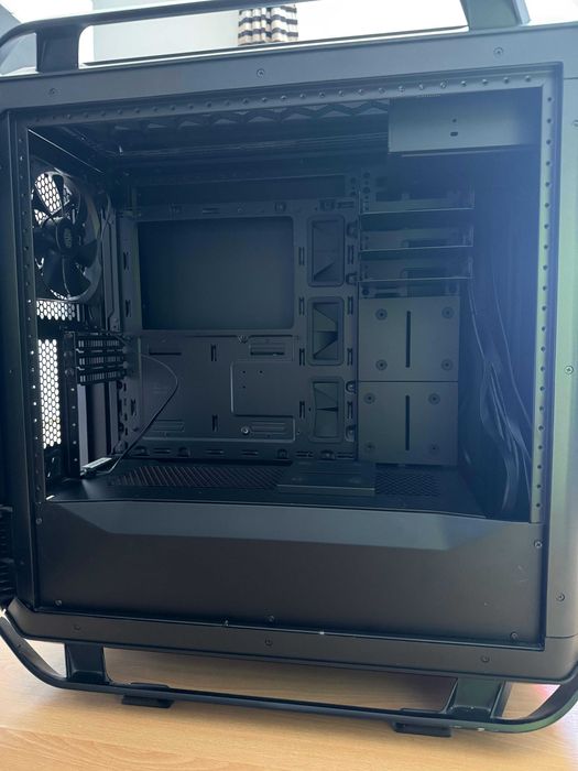 Cooler Master Cosmos C700P Full-Tower Case64585967049345121