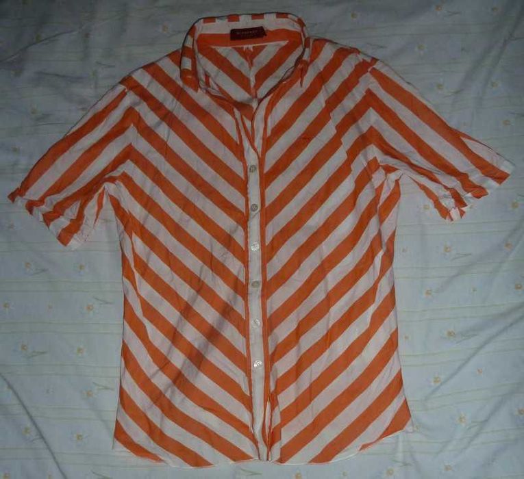 Blusa nova riscas Burberry 40