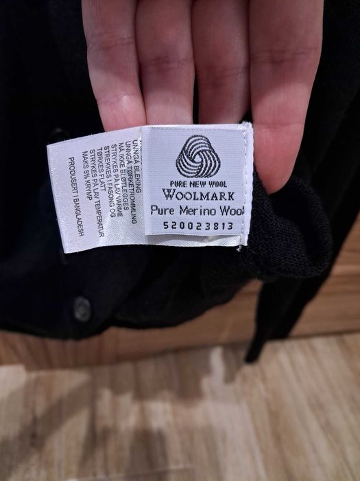 Sweter na guziki, lekka wełna 100% merino/merynos, r. L-XL