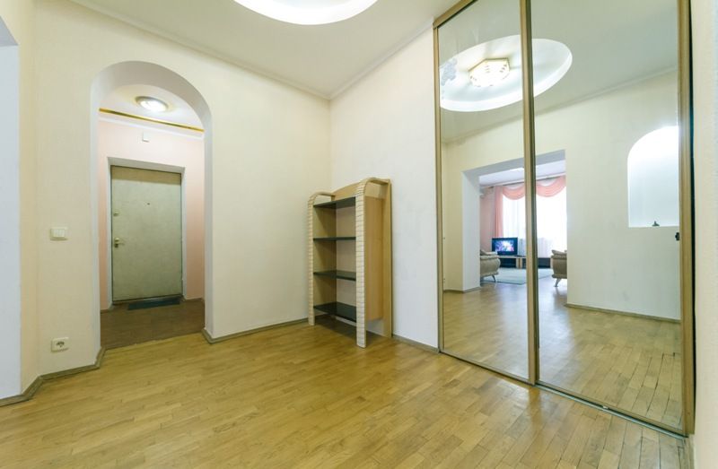 3к.посуточно, почасово,метро Левобережная 5 минут ходьбы