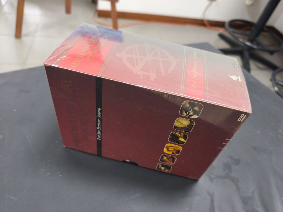 Coleção de dvds com História de Portugal