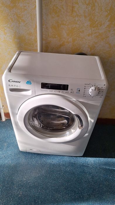 Pralka Candy  cs3 1052d2-s
