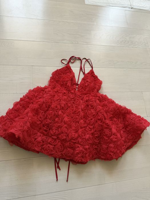 Фантастична сукня до дня Валентина!Одягнула один раз! Розмір  S