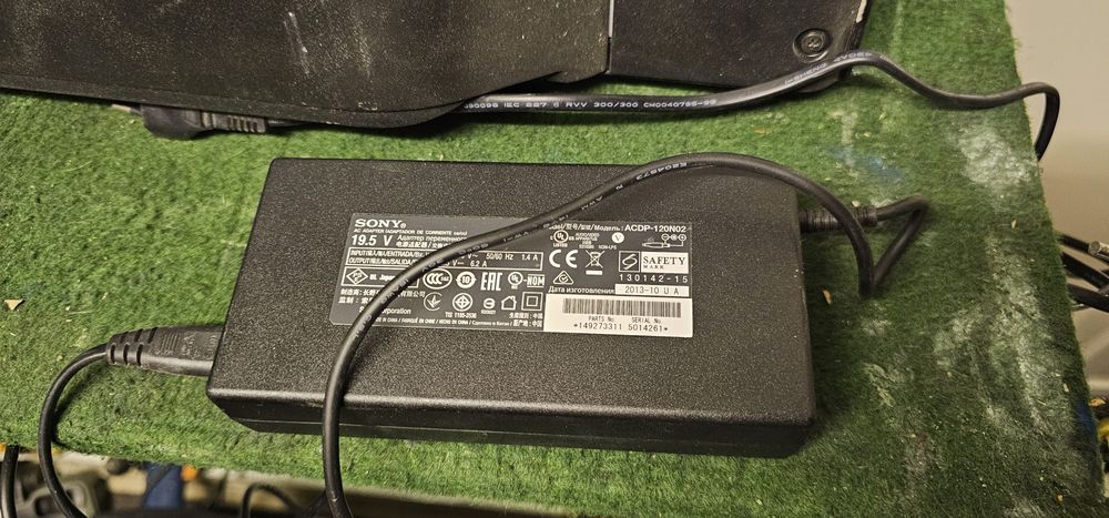 Sony 50 cali KDL- 50W685A8 uszkodzona matryca