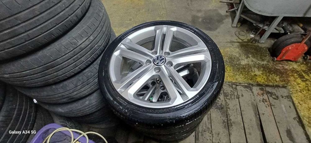 Оригінальні диски VW Jetta GLI