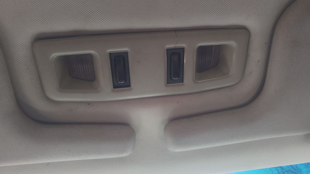 Продам по запчастинах Міцубісі карізма 1.6 1998 рік дорестайлінг