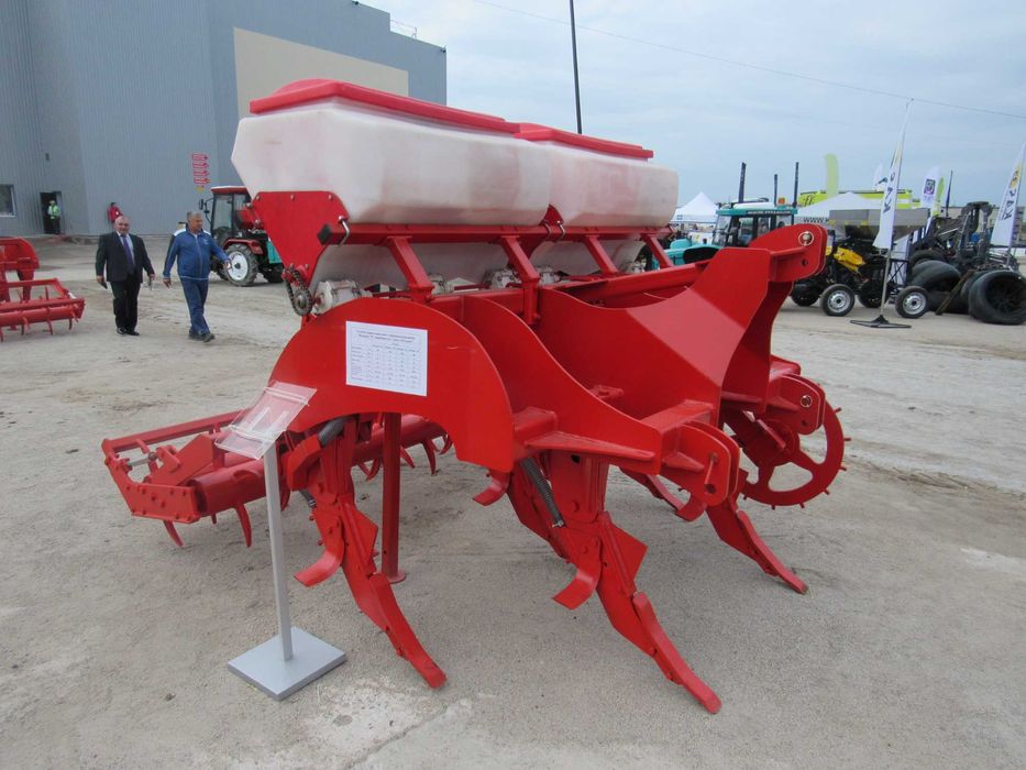 Глибокорозпушувач Фаворит Оптикон від виробника