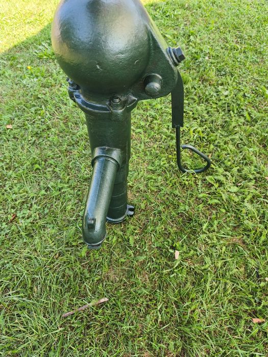 Pompa ręczna Abisynka do ogrodu