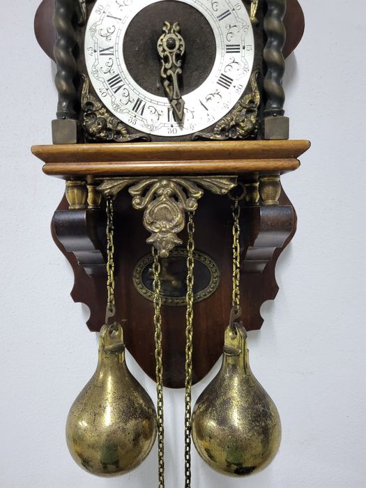 Relógio de parede antigo