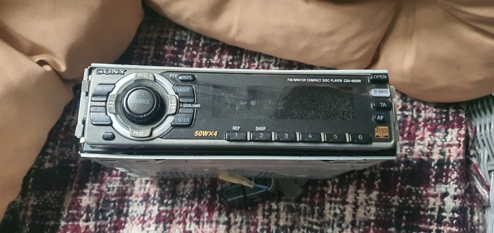 Radio  CD   Sony
