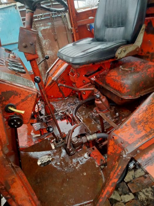 Т-16 по запчастинах