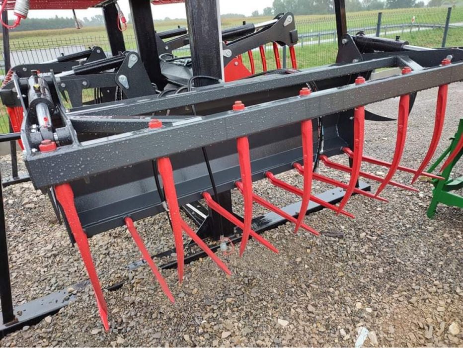 Krokodyl do obornika Łycho Krokodyl Euro Sms Nowy Transport Kute Zęby