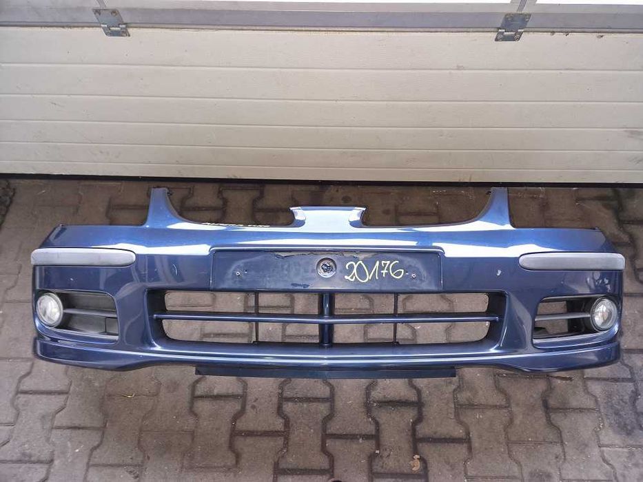 Nissan Almera Tino Zderzak Przód