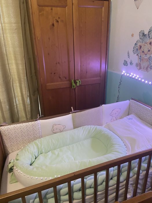 Berço que vira cama com colchão