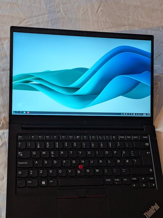 Portátil Lenovo Thinkpad E14 gen3 5300U 16GB