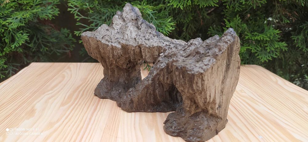 Skałka do akwarium 18x10x13 cm.