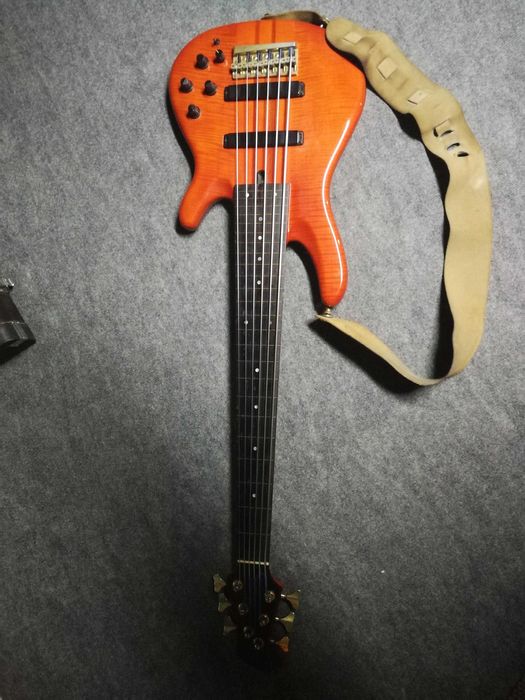 Baixo Fretless Lined Yamaha TRB 6P 1ª ger.