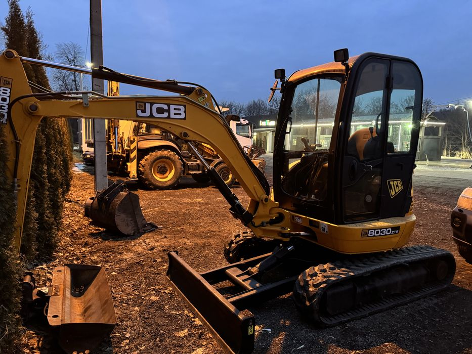 Надання послуг міні-екскаватора JCB 8030