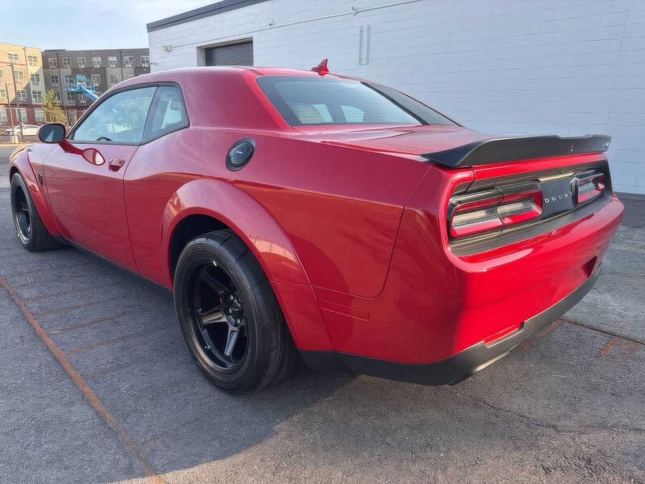 Dodge Challenger SRT Demon      2018