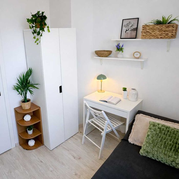 GRABÓWEK świeżo odmalowany pokój blisko UM Morska 99