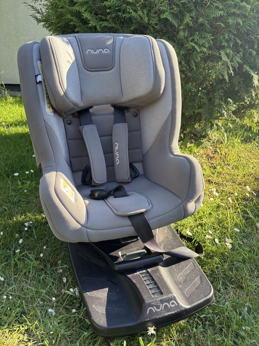 Fotelik obrotowy 360 Nuna Rebl Plus