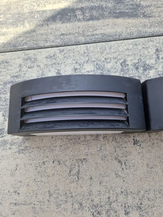 Lampa ogrodowa na taras na elewacje