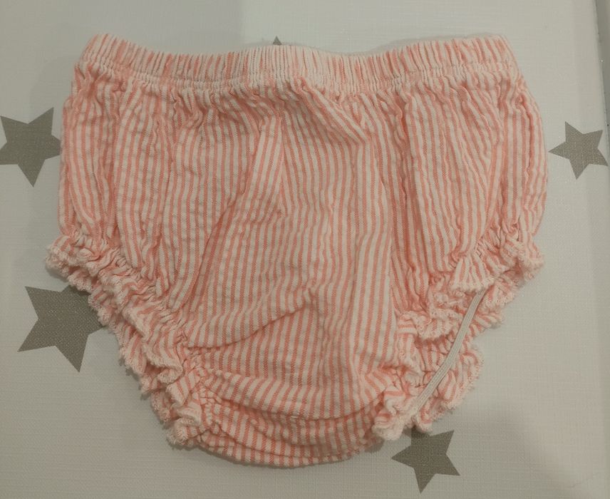 Vestido e calção - In Extenso.