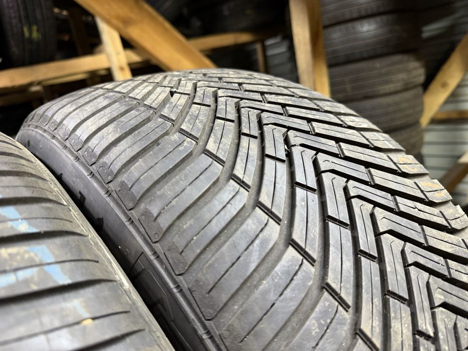 Шини всесезонні 245/45R19 Continental All season Contact 2шт 7мм 2022