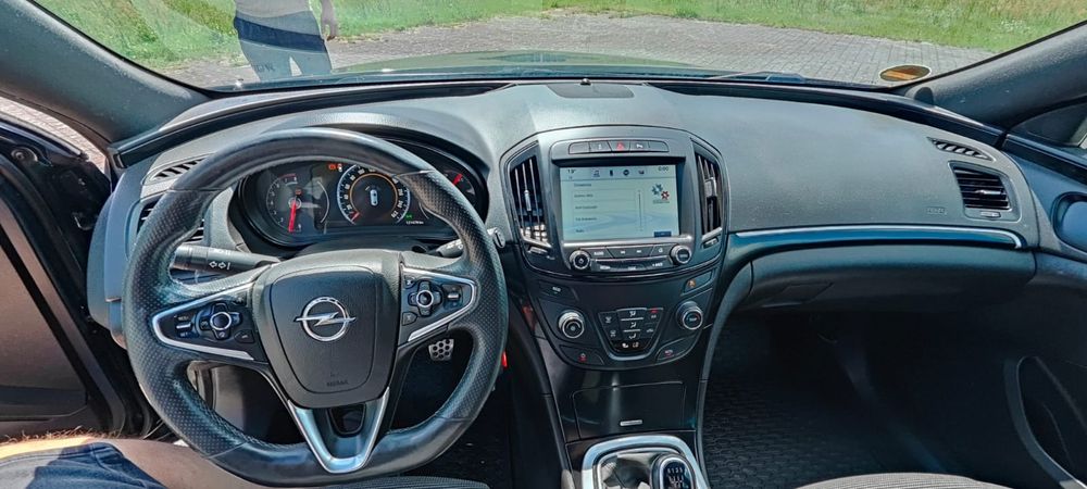 Opel Insignia 1.6 Turbo 170 km Xenon Digital