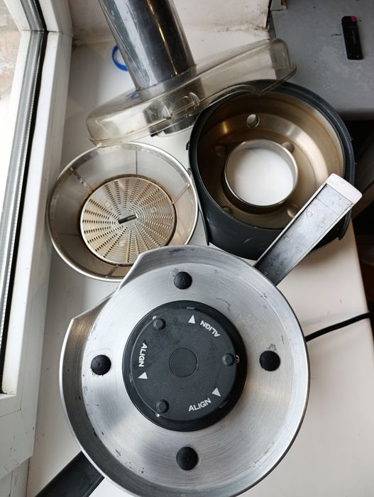 Соковижималка KENWOOD JE810