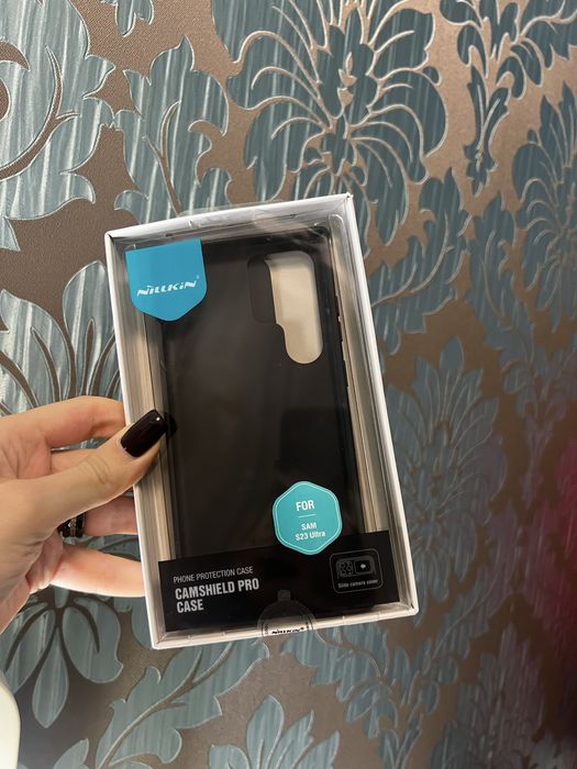 Продам чехол на телефон Samsung S23 Ultra