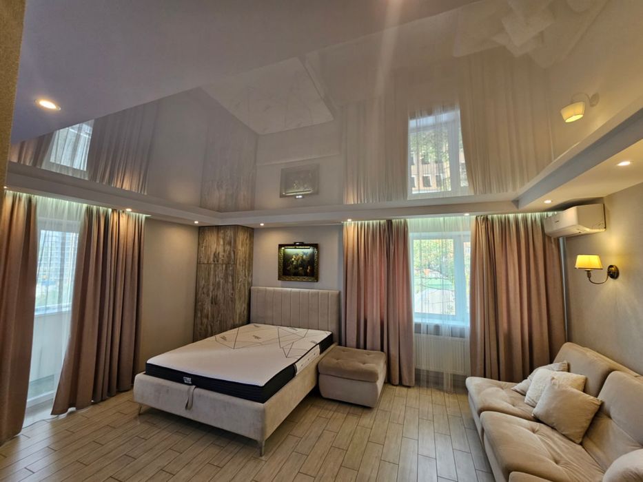 Продам велику 1к квартиру на Гоголя 10А