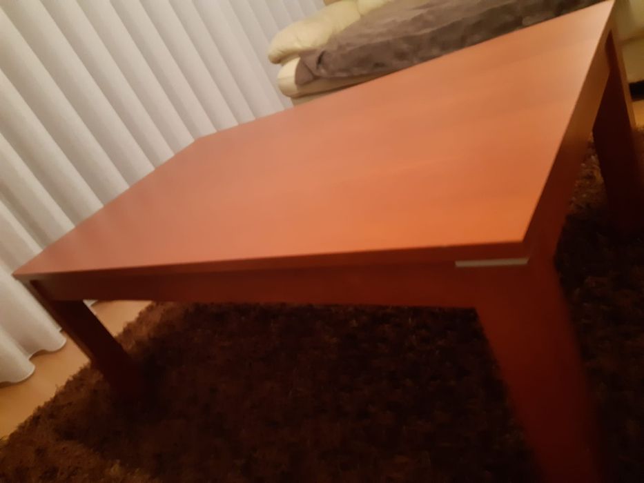 Duas Mesas de centro