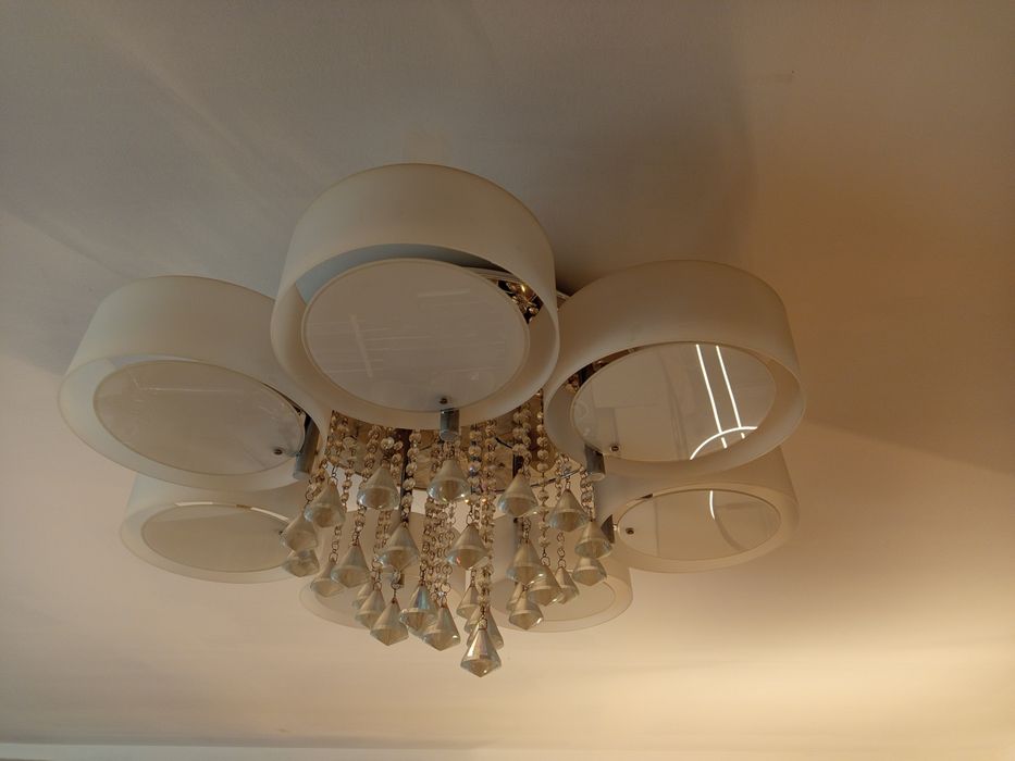 Lampa wisząca LED z kryształkami