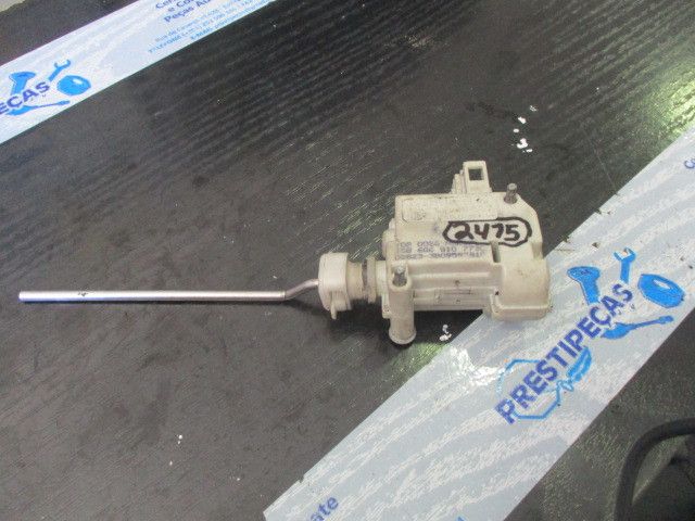 Pistola do depósito de combustível VOLKSWAGEN Polo (9N)