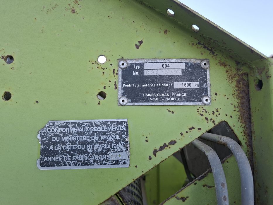 Sprzedam prase Claas Rollant 44