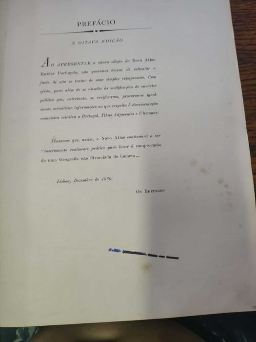 Novo Atlas Escolar de Joao Soares Edição da Livraria Sá da Costa 7a edição actualizada