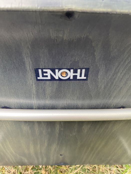 Krzesla i stolik Thonet vintage design